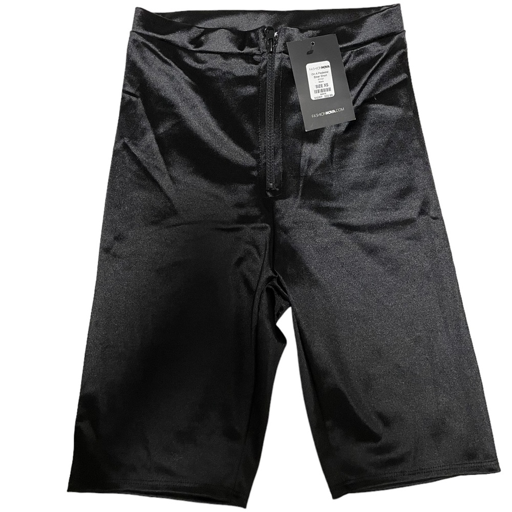 Fashion Nova NWT On A Pedestal Biker Short